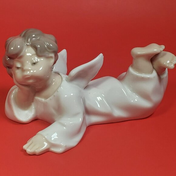 Lladró Angel Child Figurine – Small 5.5” - Picture 6 of 13